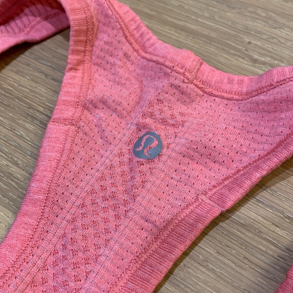 Lululemon tank - Picture 3 of 4